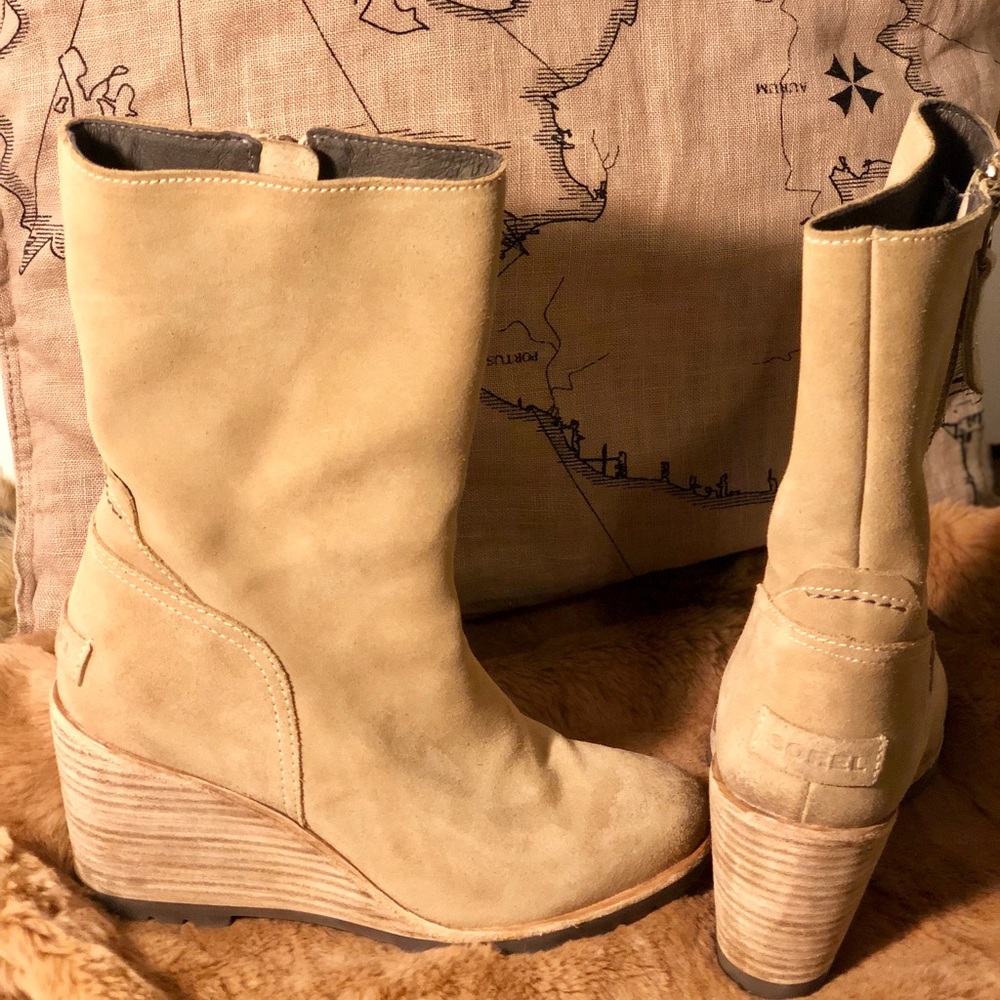 SOREL After Hours Mid wedge boot